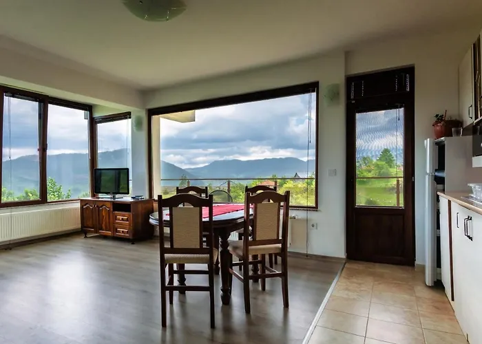 Къща за гости панорама